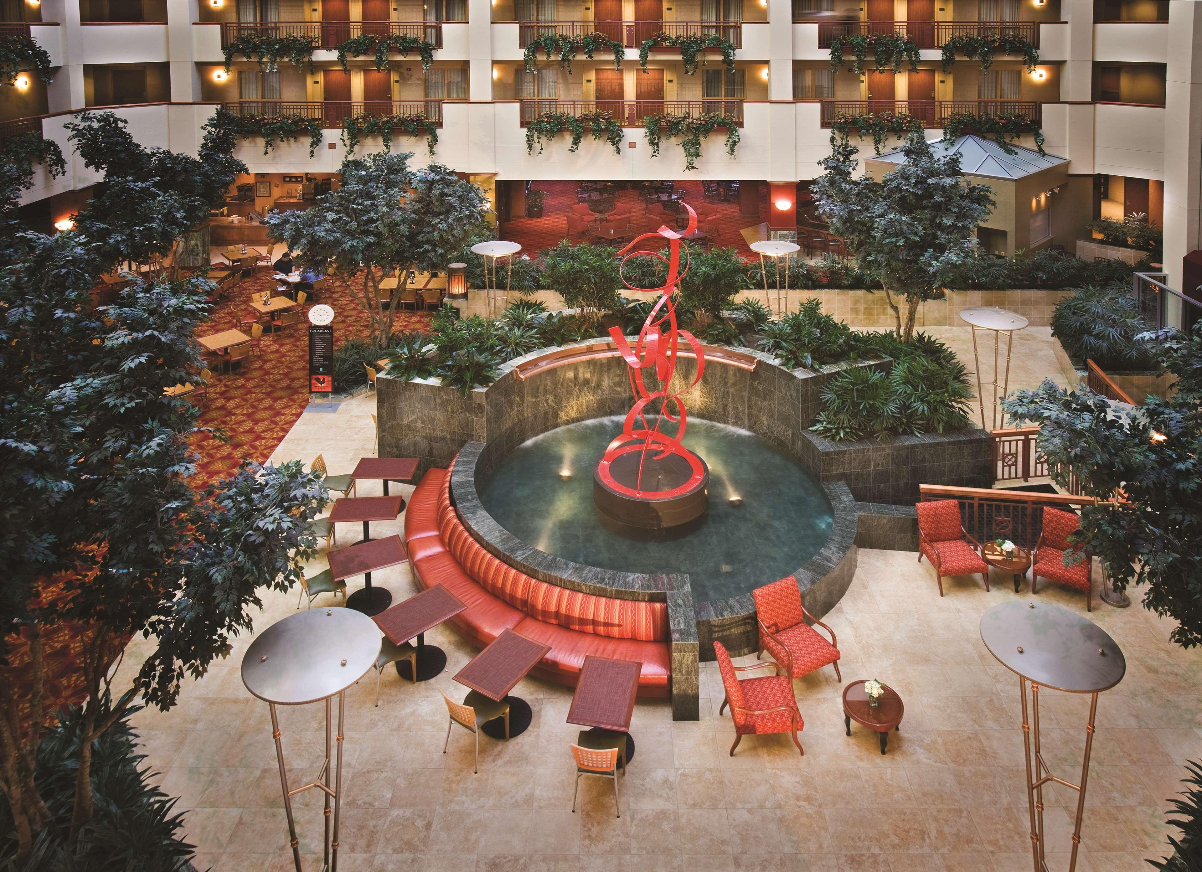 Embassy Suites Northwest Arkansas - Hotel, Spa & Convention Center Rogers Esterno foto